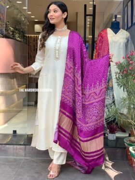 Kurta Pant With Lagdi Patto Dupatta SIZE:S,M,L,XL,XXL