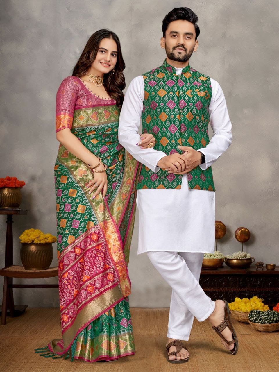 Couple Mens Kurta+Koti & Female Saree Matching Combo-Green-1 🤩🥳 New Launching(Women Saree) 💃🏻Presenting Female Saree for Festival Season💃🏻