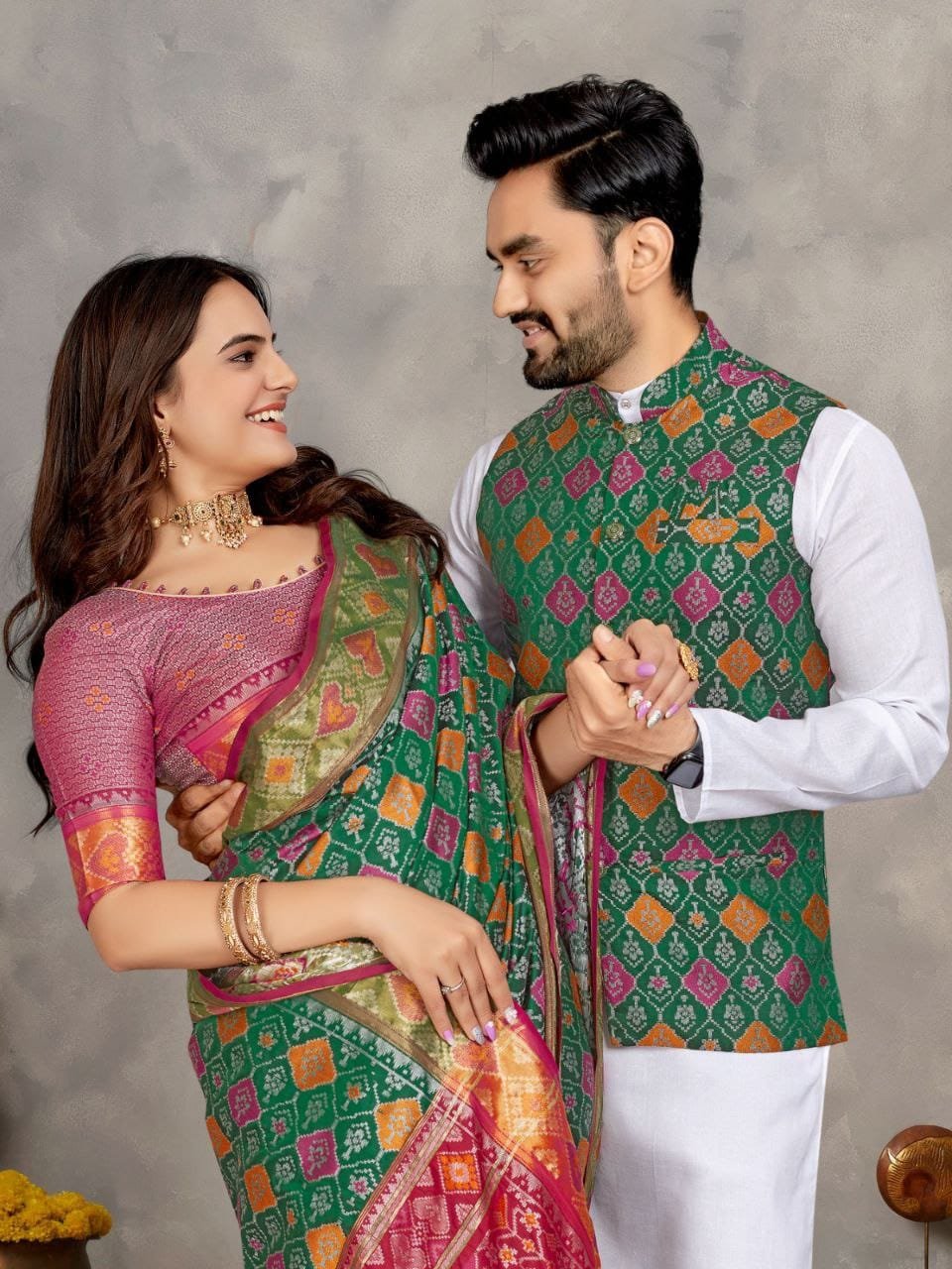 Couple Mens Kurta+Koti & Female Saree Matching Combo-Green-2