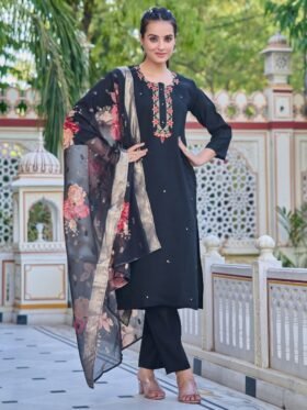 Chanderi Fabric straight Kurta And Pent With DUPATTA GOEGEOUS EMBROIDERY WORK SIZE:S,M,L,XL,XXL