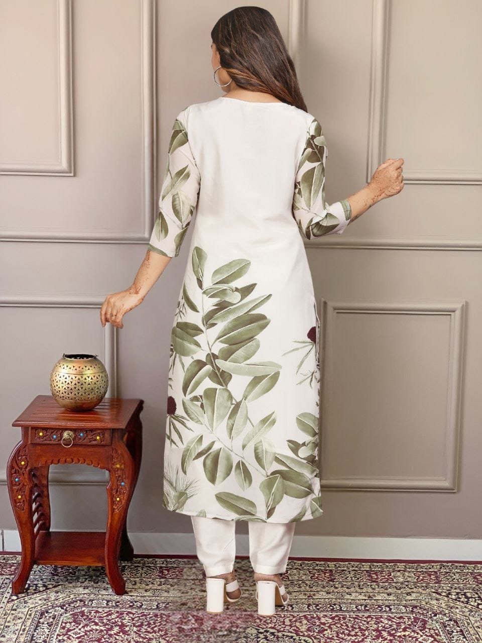 KURTI PENT WITH DIGITAL PRINT IN NATURAL CRAPE Dupatta COLOUR_OFF WHITE8