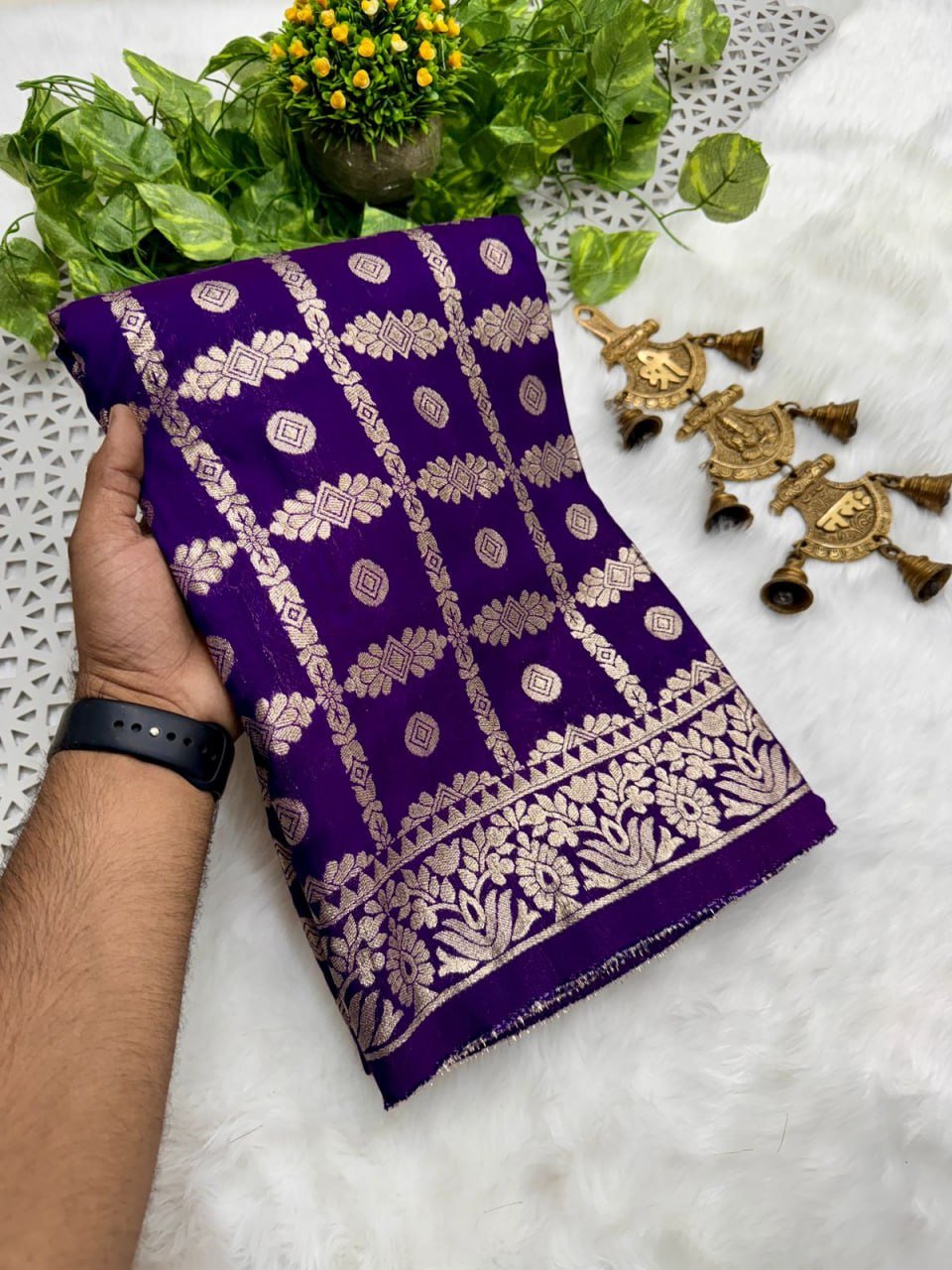 WhatsApp Image 2024-12-04 at 10.38.12 AM Saree- Dola silk saree with a Benaras contrast silk blouse colour-Blue