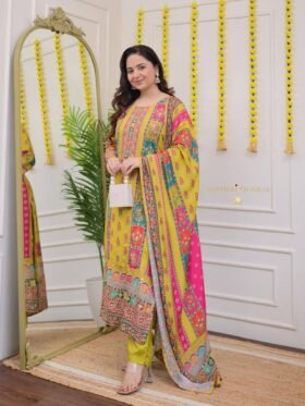 KURTI–Kurti With Beautiful Print, And Stone Work Dupatta With Pant.