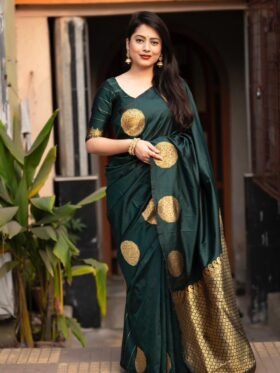 SAREE- SOFT LICHI SILK FABRICS AND BEAUTIFUL RICH PALLU & JACQUARD WORK ON ALL OVER THE SAREE.