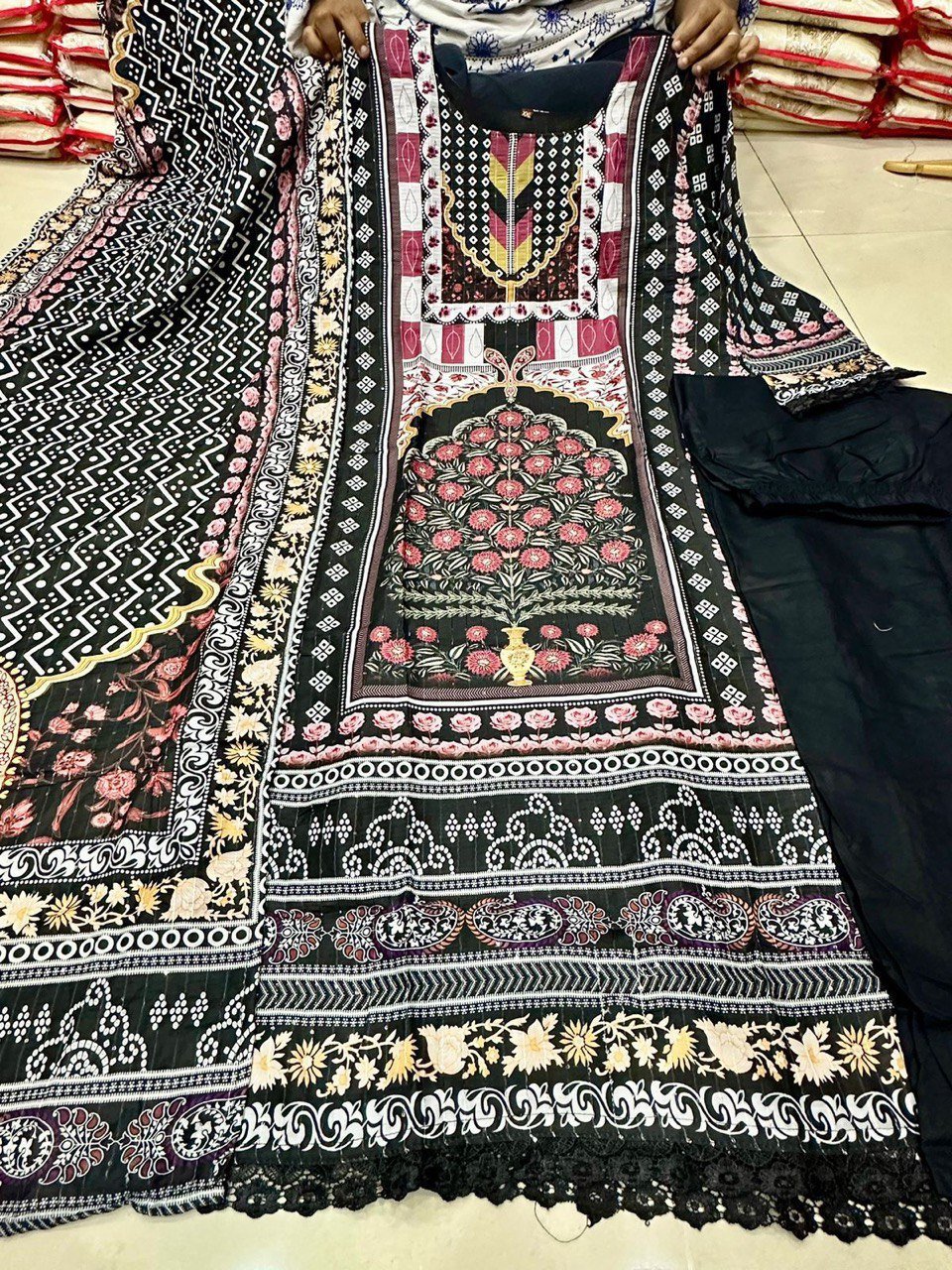 WhatsApp Image 2025-01-09 at 4.11.54 PM (1)