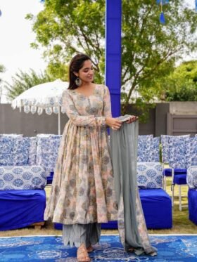 Kurti- Top and Dupatta